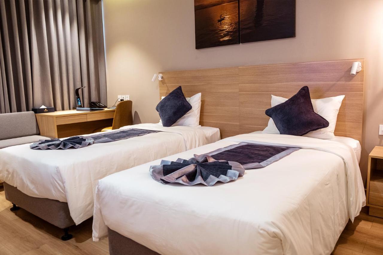 Kovie Hotel Hai Phong Exteriör bild